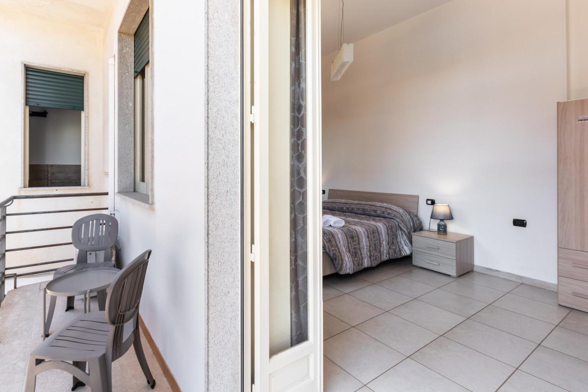 Le Torrette Rooms And Apartments Авола Экстерьер фото