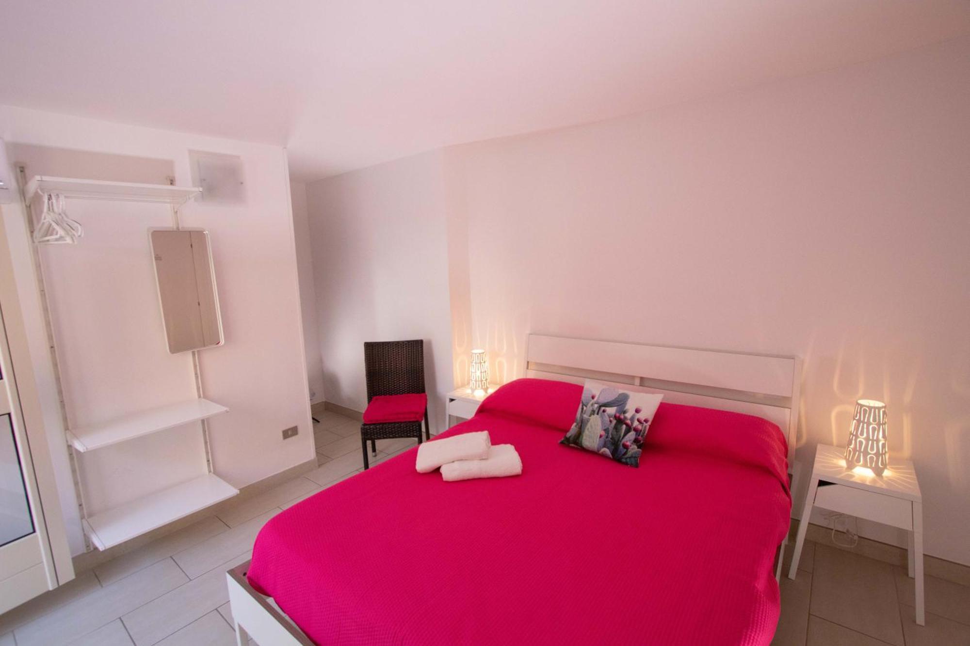 Le Torrette Rooms And Apartments Авола Экстерьер фото